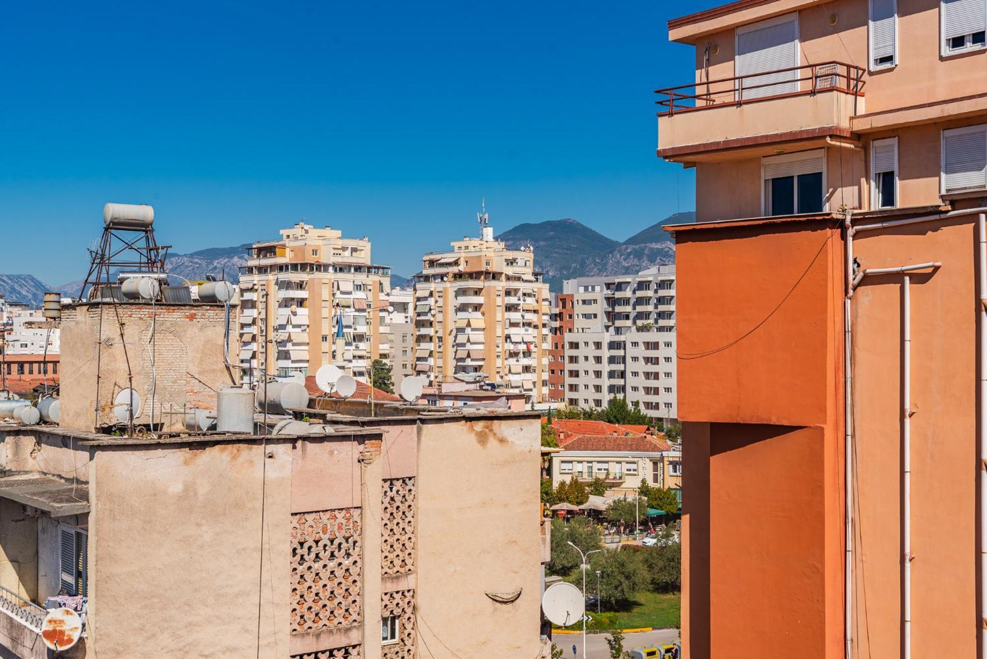 Atelier Apartments By Kondo Stays Tirana Exteriör bild