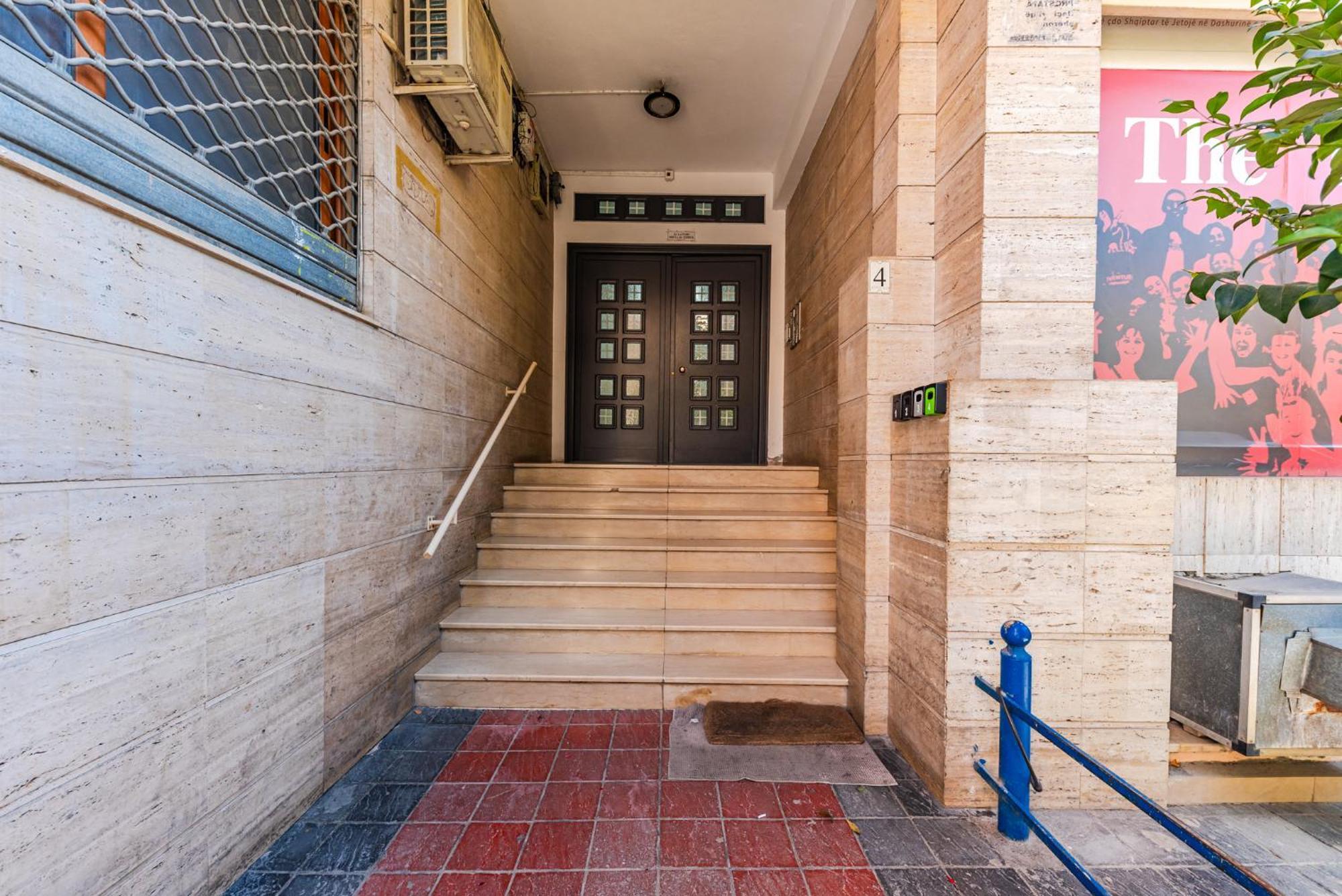 Atelier Apartments By Kondo Stays Tirana Exteriör bild